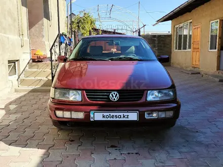 Volkswagen Passat 1994 года за 1 800 000 тг. в Жаркент