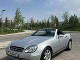 Mercedes-Benz SLK 230 1998 года за 3 800 000 тг. в Астана – фото 5