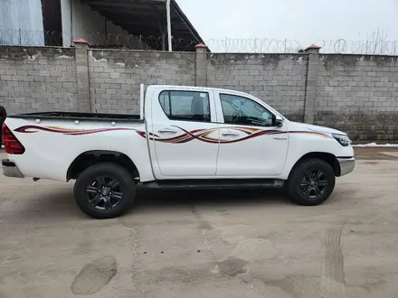 Toyota Hilux 2023 года за 19 900 000 тг. в Алматы – фото 7