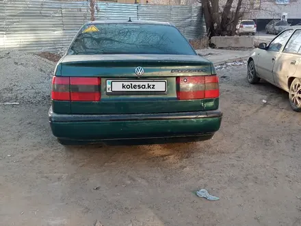 Volkswagen Passat 1996 года за 1 400 000 тг. в Актобе – фото 5