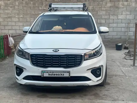 Kia Carnival 2018 года за 9 800 000 тг. в Алматы