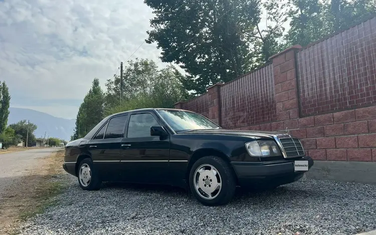 Mercedes-Benz E 230 1990 годаfor1 550 000 тг. в Шымкент