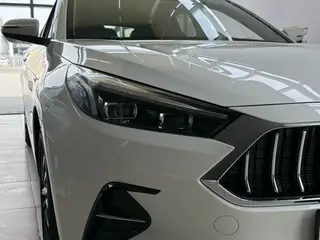 JAC J7