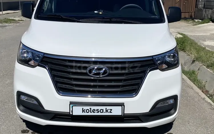 Hyundai Starex 2019 годаүшін14 200 000 тг. в Кентау