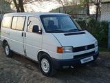 Volkswagen Caravelle 1994 годаүшін3 850 000 тг. в Уральск