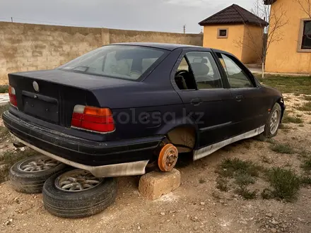 BMW 316 1994 года за 350 000 тг. в Актау – фото 3