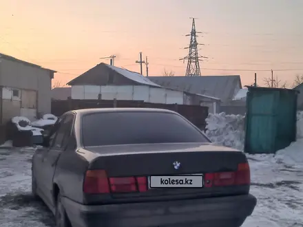 BMW 520 1993 года за 1 600 000 тг. в Астана – фото 3