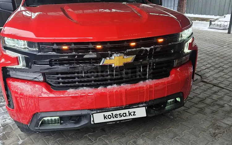 Chevrolet Silverado 2021 годаүшін28 000 000 тг. в Алматы