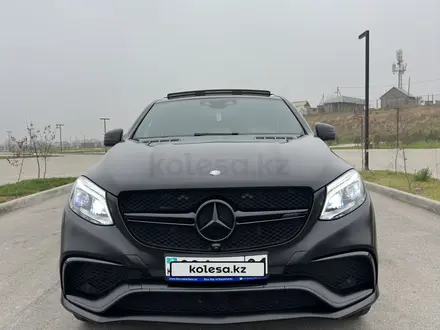 Mercedes-Benz GLE 63 AMG 2017 года за 45 000 000 тг. в Шымкент – фото 20