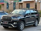 Toyota Land Cruiser 2017 года за 39 500 000 тг. в Астана – фото 3