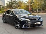 Toyota Camry 2023 года за 14 900 000 тг. в Павлодар – фото 2