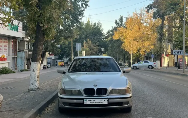 BMW 528 1999 года за 3 400 000 тг. в Шымкент