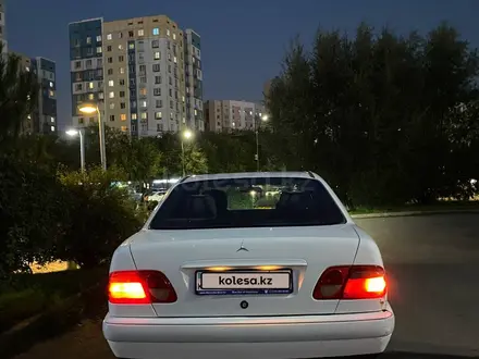 Mercedes-Benz E 200 1997 года за 3 000 000 тг. в Алматы – фото 13