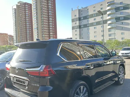 Lexus LX 570 2016 года за 41 000 000 тг. в Астана – фото 4