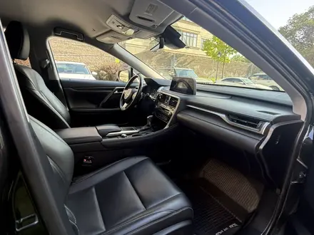 Lexus RX 350 2020 года за 23 500 000 тг. в Алматы – фото 16