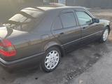 Mercedes-Benz C 280 1994 годаүшін2 400 000 тг. в Караганда – фото 2