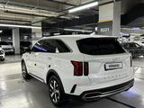 Kia Sorento 2022 года за 16 500 000 тг. в Алматы – фото 2