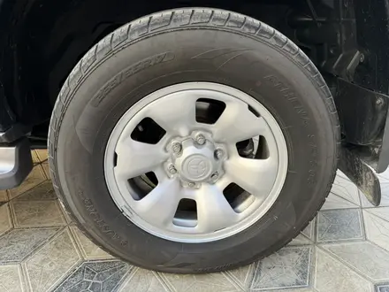 Toyota Land Cruiser Prado 2007 года за 9 500 000 тг. в Атырау – фото 17