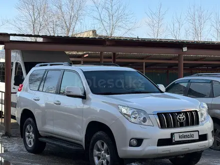 Toyota Land Cruiser Prado 2012 года за 13 900 000 тг. в Актобе – фото 9