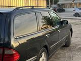 Mercedes-Benz E 320 2001 года за 4 500 000 тг. в Алматы – фото 4