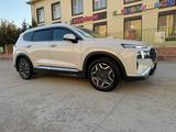 Hyundai Santa Fe 2021 года за 16 000 000 тг. в Кызылорда – фото 2