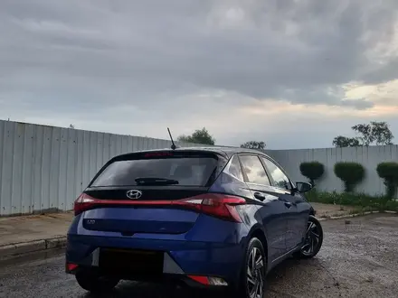 Hyundai i20 2023 года за 6 900 000 тг. в Усть-Каменогорск – фото 6