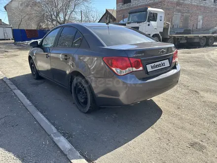 Chevrolet Cruze 2013 года за 2 950 000 тг. в Астана – фото 4