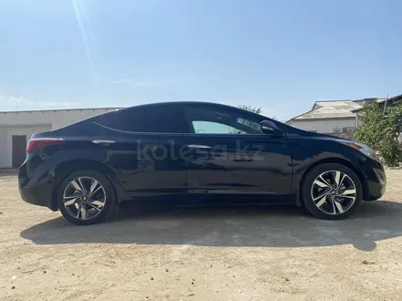 Hyundai Elantra 2015 года за 4 900 000 тг. в Актау – фото 4