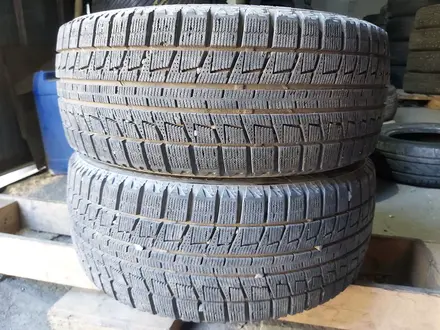 205/50R16 пара Bridgestone BLIZZAK за 35 000 тг. в Алматы