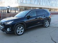 Toyota RAV4 2020 года за 15 900 000 тг. в Кокшетау