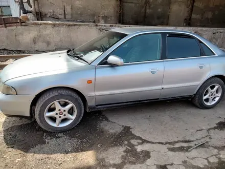 Audi A4 1998 года за 1 800 000 тг. в Алматы