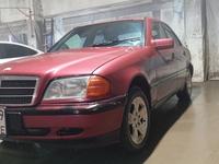 Mercedes-Benz C 180 1993 года за 1 500 000 тг. в Астана