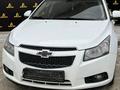 Chevrolet Cruze 2012 года за 3 900 000 тг. в Атырау – фото 2