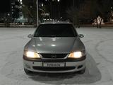 Opel Vectra 1998 года за 1 500 000 тг. в Караганда – фото 2