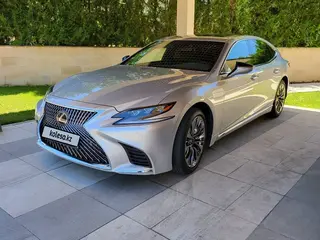 Lexus LS 500