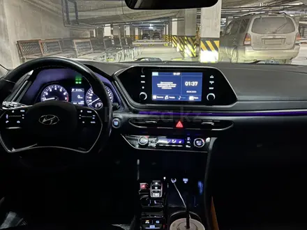 Hyundai Sonata 2020 года за 10 850 000 тг. в Астана – фото 4