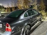 Volkswagen Passat 2004 годаfor1 800 000 тг. в Рудный – фото 3