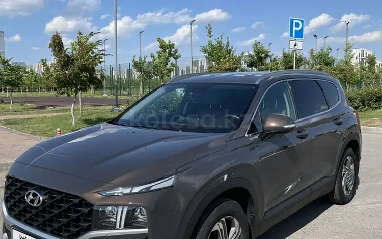 Hyundai Santa Fe 2021 года за 23 900 000 тг. в Астана