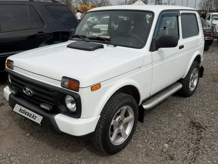 ВАЗ (Lada) Lada 2121 2017 года за 3 600 000 тг. в Алматы – фото 16