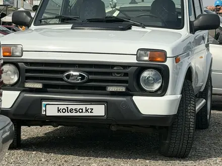 ВАЗ (Lada) Lada 2121 2017 года за 3 600 000 тг. в Алматы – фото 17