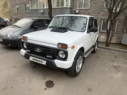 ВАЗ (Lada) Lada 2121 2017 года за 3 600 000 тг. в Алматы – фото 14