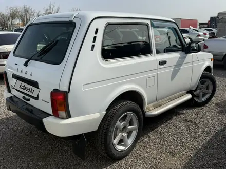 ВАЗ (Lada) Lada 2121 2017 года за 3 600 000 тг. в Алматы – фото 24