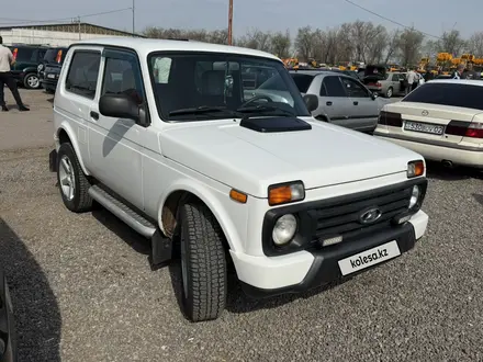 ВАЗ (Lada) Lada 2121 2017 года за 3 600 000 тг. в Алматы – фото 26