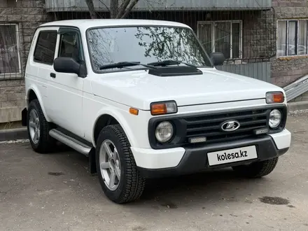 ВАЗ (Lada) Lada 2121 2017 года за 3 600 000 тг. в Алматы – фото 9