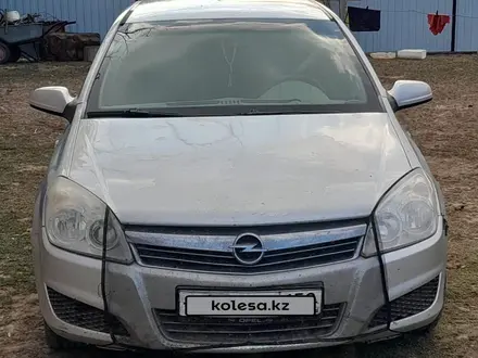 Opel Astra 2008 года за 2 000 000 тг. в Уральск