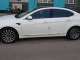 Kia K7 2013 года за 7 500 000 тг. в Алматы