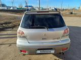 Mitsubishi Outlander 2003 годаүшін4 200 000 тг. в Уральск – фото 4