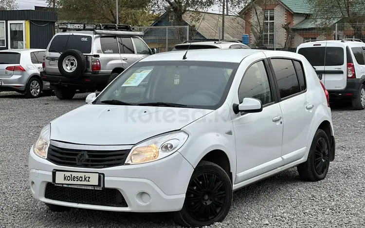 Renault Sandero 2014 года за 2 750 000 тг. в Актобе