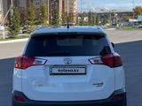 Toyota RAV4 2015 годаүшін9 600 000 тг. в Петропавловск – фото 5