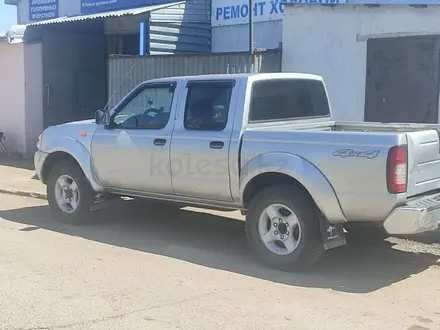 Nissan NP300 2012 года за 5 200 000 тг. в Астана – фото 3